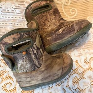Bogs Kids Brown Camouflage Boots